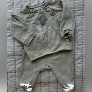 HM crewneck and pants set